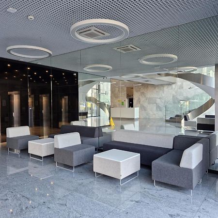 Apartamenty Wola Tower Na Prymasa - Z Widokiem Na City Варшава Экстерьер фото