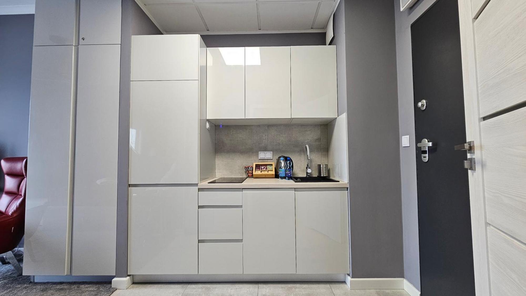 Apartamenty Wola Tower Na Prymasa - Z Widokiem Na City Варшава Экстерьер фото