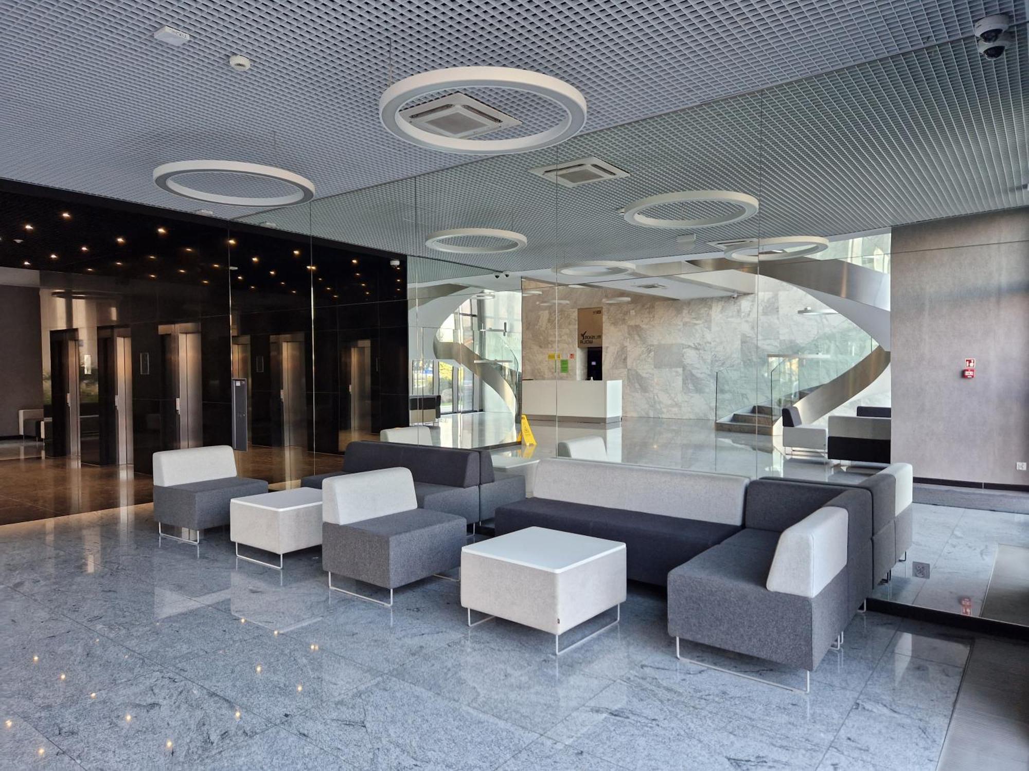 Apartamenty Wola Tower Na Prymasa - Z Widokiem Na City Варшава Экстерьер фото